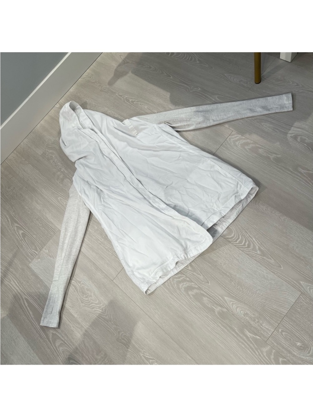 Lululemon Blissed Out Wrap Cardigan White / Heathered White size 4 - Picture 9 of 16